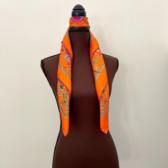 New Gucci Scarf Floral Orange Green Multicolor Flora Silk Wrap - Picture 15 of 16